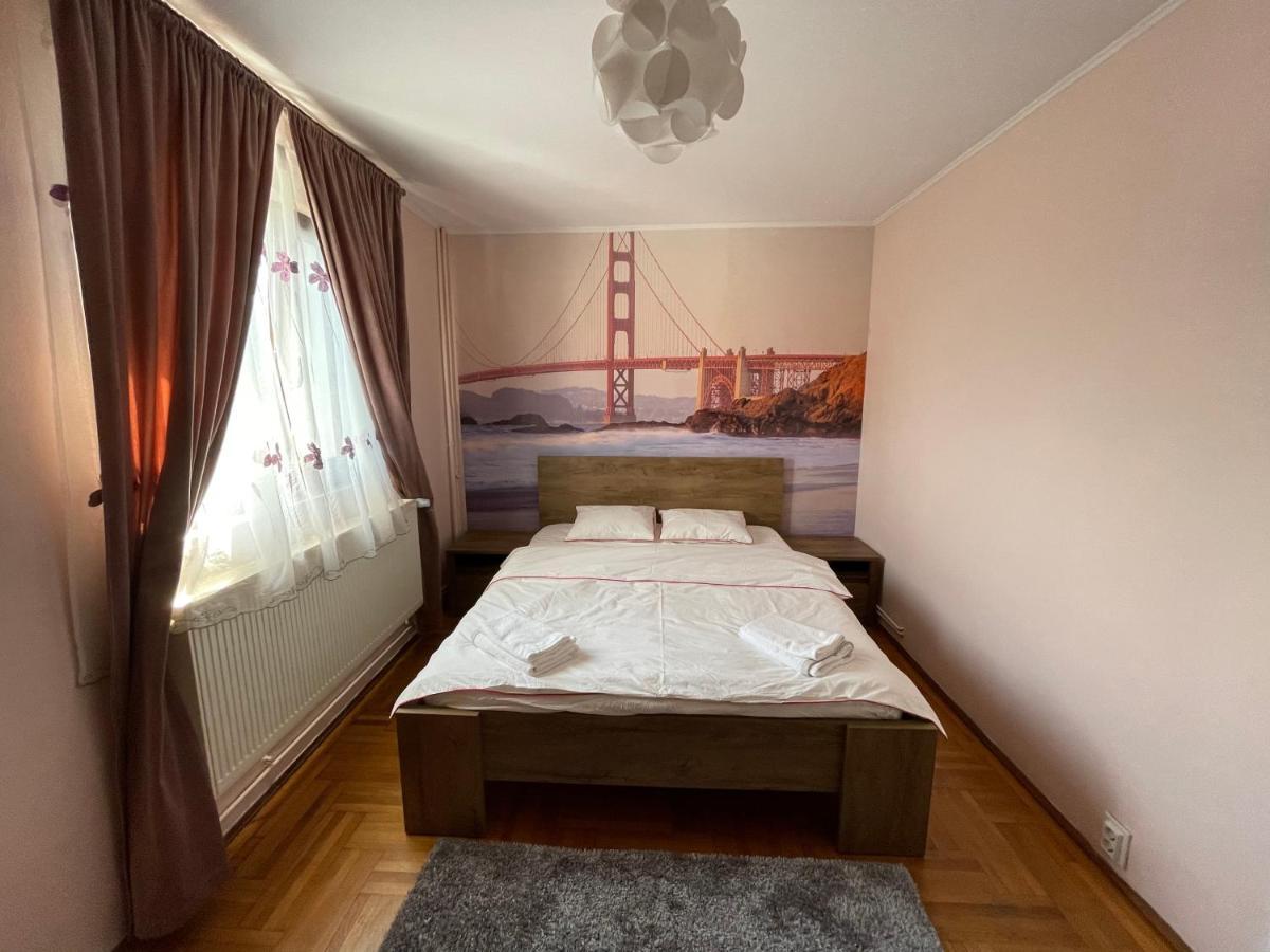 Soho Apartment Fagaras - 1 Bedroom & Extensible Couch מראה חיצוני תמונה